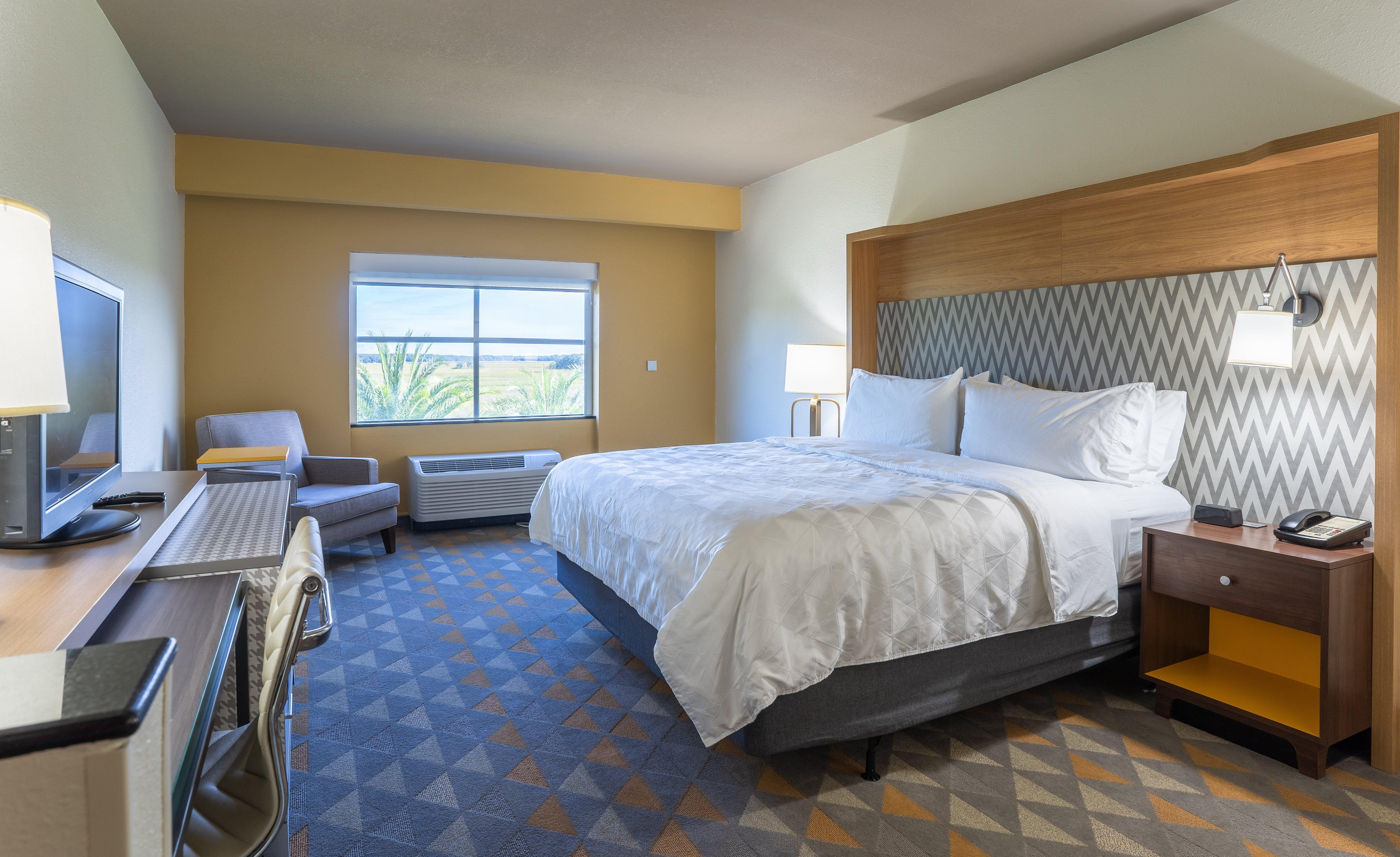 Holiday Inn Hotel & Suites Beaufort At Highway 21 By Ihg Exterior foto